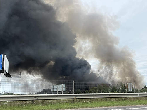 Vilniuje kilo gaisras atliekų rūšiavimo įmonėje „Ecoservice“ 